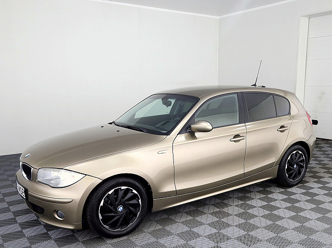 BMW 118 Business ATM 2.0 95kW Tallina - foto 2