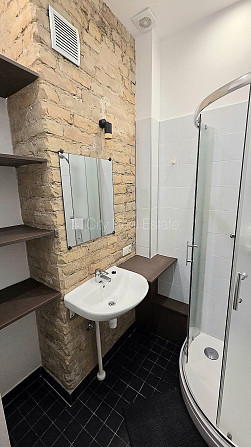 Fasādes māja, slēgts pagalms, ieeja no ielas un pagalma, kāpņu telpa pēc kosmētiskā Rīga - foto 10