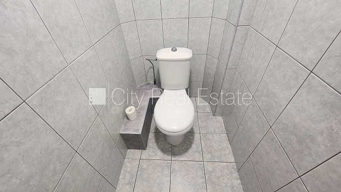 Fasādes māja, renovēta māja, ieeja no ielas, mansards, kāpņu telpa pēc kapitālā remonta, Rīga - foto 12