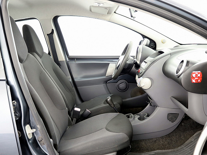 Toyota Aygo Linea Sol A-C 1.0 50kW Tallina - foto 6