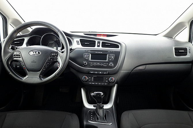 Kia Ceed Comfort ATM 1.6 CRDi 94kW Tallina - foto 5