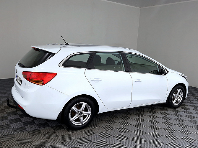 Kia Ceed Comfort ATM 1.6 CRDi 94kW Tallina - foto 3