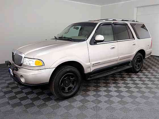 Lincoln Navigator Luxury 5.4 224kW Tallina