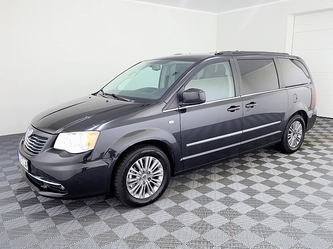 Lancia Voyager Stow N Go Luxury ATM 2.8 CRD 120kW Таллин - изображение 2