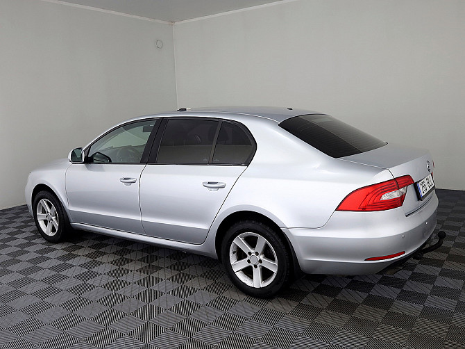 Skoda Superb Highline Facelift ATM 1.6 TDI 77kW Таллин - изображение 4