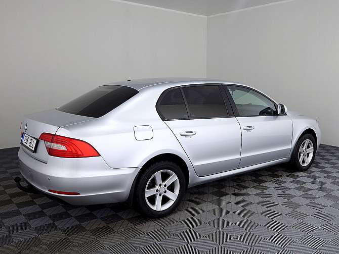 Skoda Superb Highline Facelift ATM 1.6 TDI 77kW Таллин - изображение 3