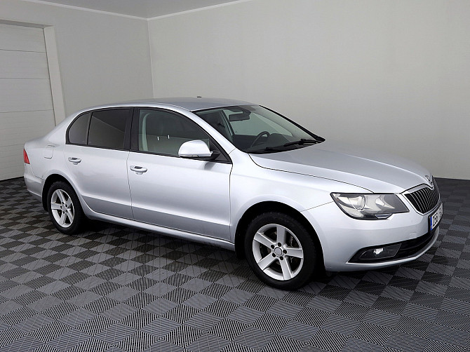 Skoda Superb Highline Facelift ATM 1.6 TDI 77kW Таллин - изображение 1