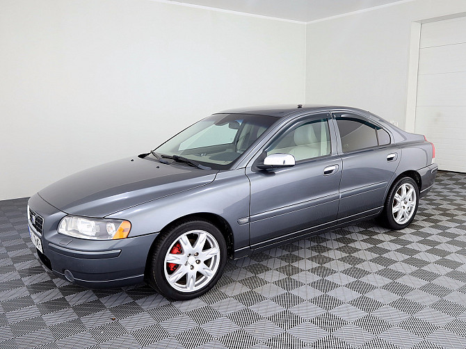 Volvo S60 Summum Facelift ATM 2.4 D5 120kW Tallina - foto 2
