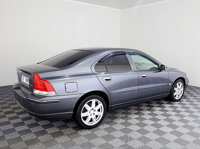 Volvo S60 Summum Facelift ATM 2.4 D5 120kW Tallina - foto 3
