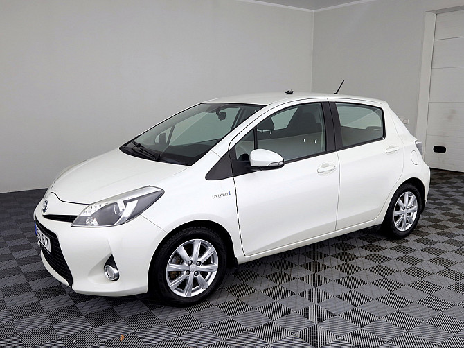 Toyota Yaris Linea Sol Facelift ATM 1.5 55kW Tallina - foto 2