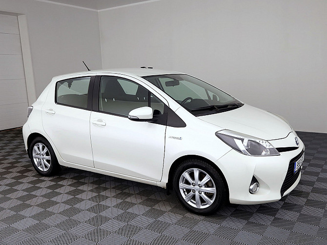 Toyota Yaris Linea Sol Facelift ATM 1.5 55kW Tallina - foto 1