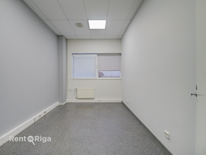 Biroja telpas Imantā.  - Piemērotas deju studijai vai birojam. - Telpas renovētā ēkā Imantā Rīga - foto 9