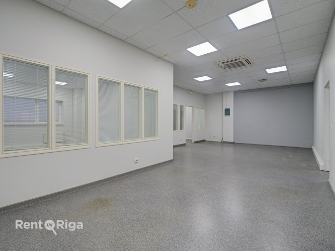 Biroja telpas Imantā.  - Piemērotas deju studijai vai birojam. - Telpas renovētā ēkā Imantā Rīga - foto 2