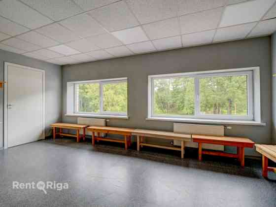 Office space in Ziepniekkalns.  + 2nd floor; + The area consists of two halls and a restroom; + Fenc Рига