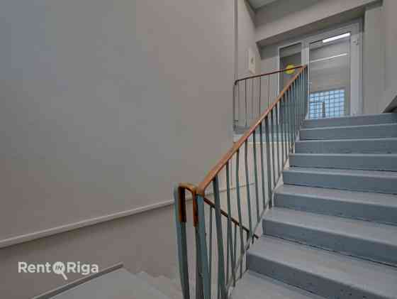 Office space in Ziepniekkalns.  + 2nd floor; + The area consists of two halls and a restroom; + Fenc Рига