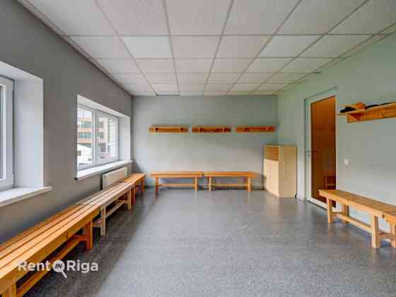 Office space in Ziepniekkalns.  + 2nd floor; + The area consists of two halls and a restroom; + Fenc Рига