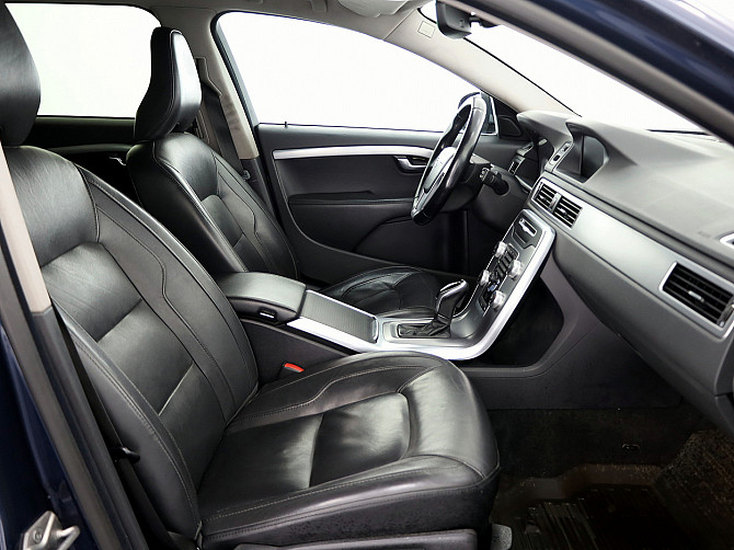 Volvo V70 Summum Facelift ATM 2.0 D5 133kW Таллин - изображение 6