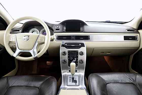 Volvo XC70 Summum Facelift ATM 2.4 D5 158kW Tallina