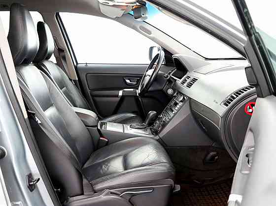 Volvo XC90 Summum Facelift ATM 2.4 D5 136kW Tallina