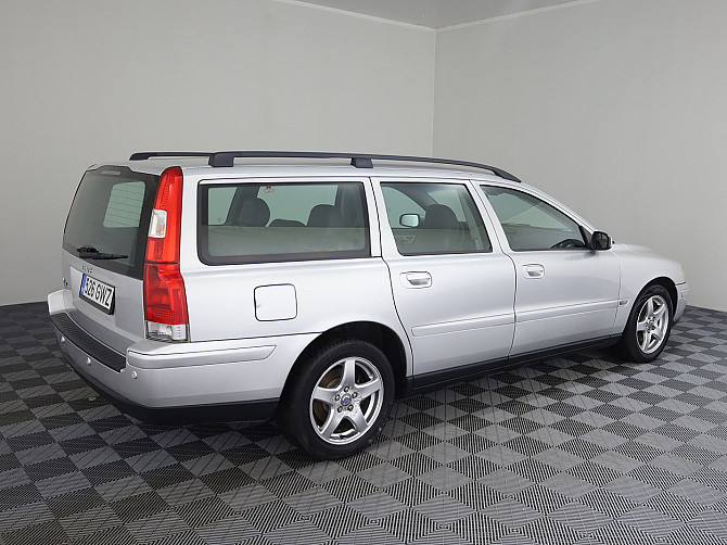 Volvo V70 Summum Facelift 2.4 D5 93kW Таллин - изображение 3