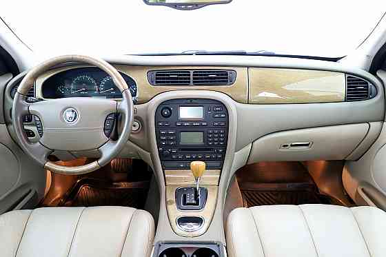 Jaguar S-Type Luxury ATM 2.5 147kW Tallina