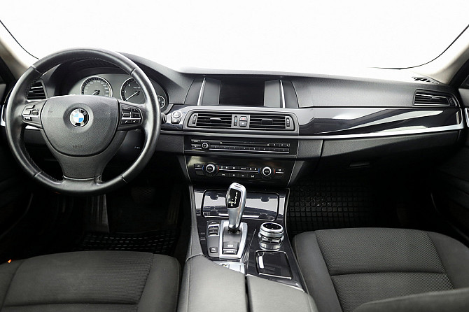 BMW 520 Touring Facelift ATM 2.0 D 135kW Tallina - foto 5