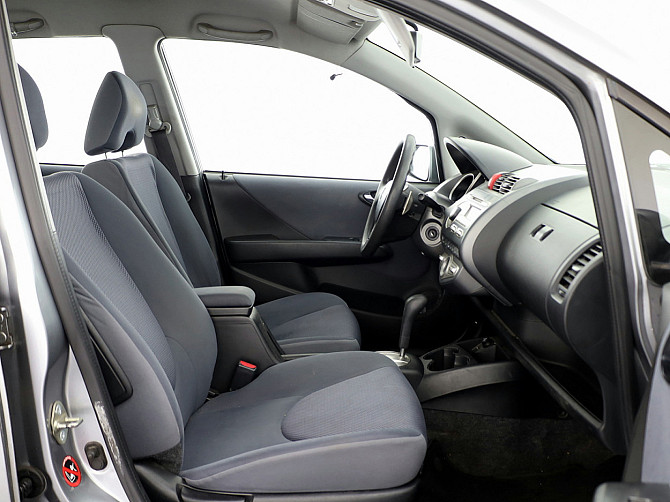 Honda Jazz Facelift ATM 1.3 61kW Tallina - foto 6