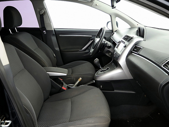 Toyota Verso Linea Sol Facelift ATM 1.8 108kW Tallina - foto 6