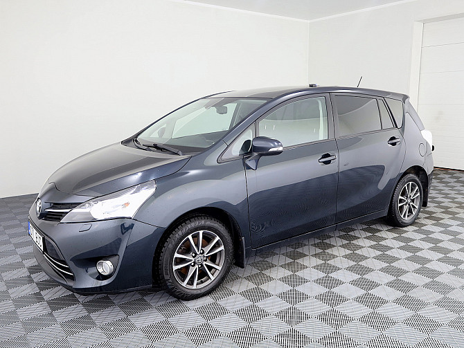 Toyota Verso Linea Sol Facelift ATM 1.8 108kW Tallina - foto 2