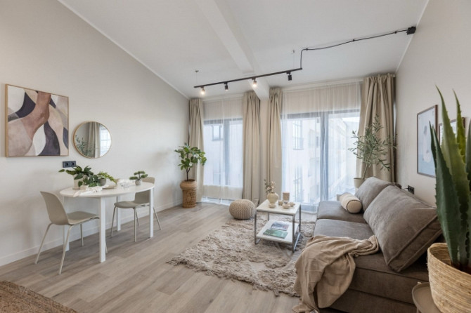 Stilīgs studio stila dzīvoklis pilnībā atjaunotā ēkā.  Bildēs redzams demo dzīvoklis ar Rīga - foto 2