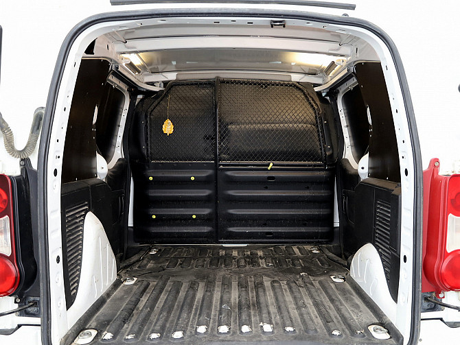 Peugeot Partner Van Facelift ATM 1.6 HDi 73kW Таллин - изображение 8