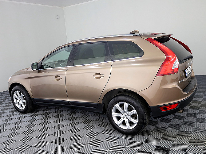 Volvo XC60 Summum ATM 2.4 D5 136kW Таллин - изображение 4