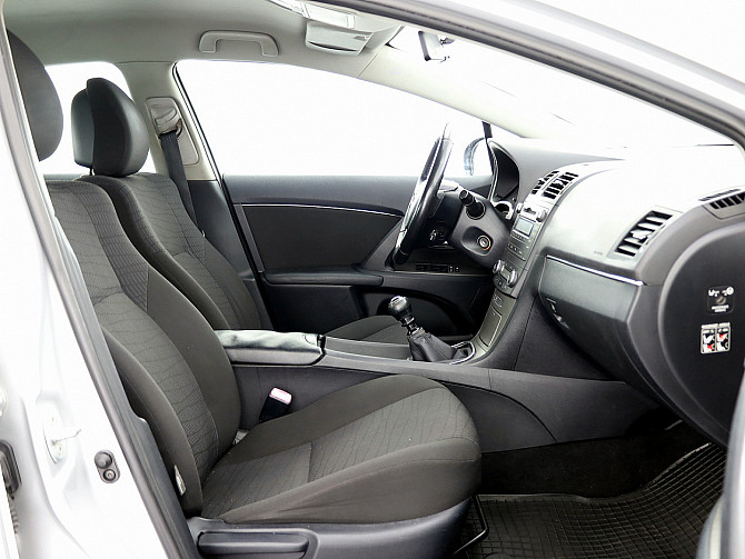 Toyota Avensis Linea Sol 2.2 D-4D 110kW Таллин - изображение 6
