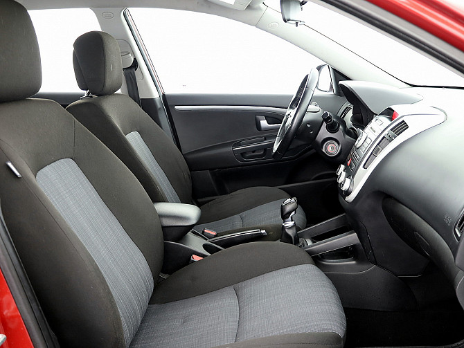 Kia Ceed Facelift 1.6 CRDi 85kW Таллин - изображение 6