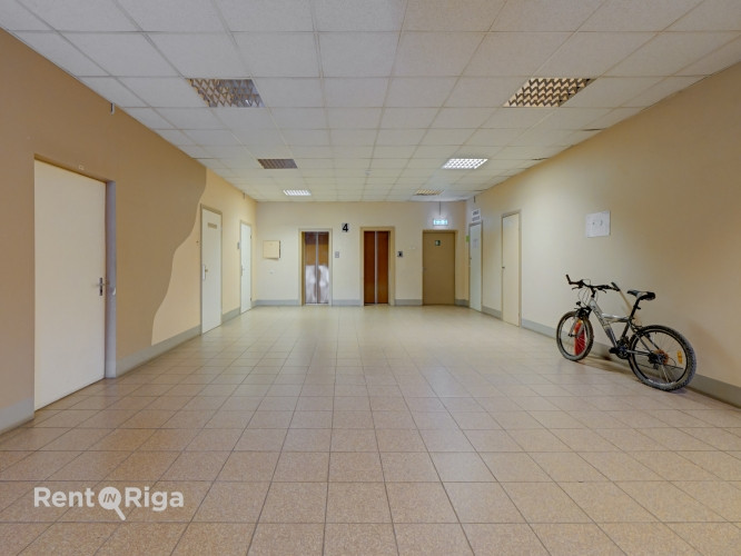 Iznomā biroja telpu Purvciemā, Dzelzavas ielā  37 m, ar virtuvi  Telpa piemērota nelielam Rīga - foto 7