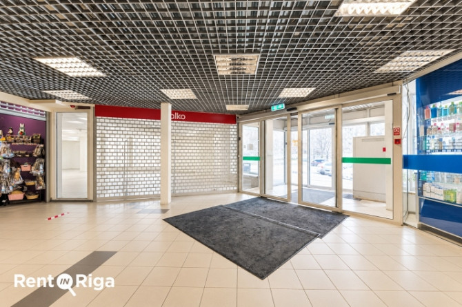 Iznomā tirdzniecības telpas t/c MEGO Purvciemā.  Aktīvā un labi apmeklētā tirdzniecības Rīga - foto 8