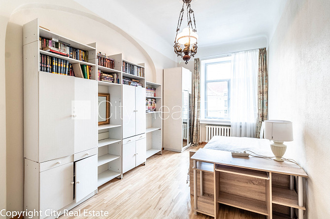 Fasādes māja, vieta automašīnai, guļamistabu skaits 3 gab., istabas izolētas 3 gab., virtuve, Rīga - foto 6