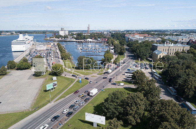 Fasādes māja, vieta automašīnai, guļamistabu skaits 3 gab., istabas izolētas 3 gab., virtuve, Rīga - foto 15