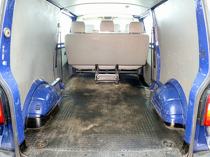 Volkswagen Transporter Kombi 2.5 TDI 96kW Tallina - foto 8