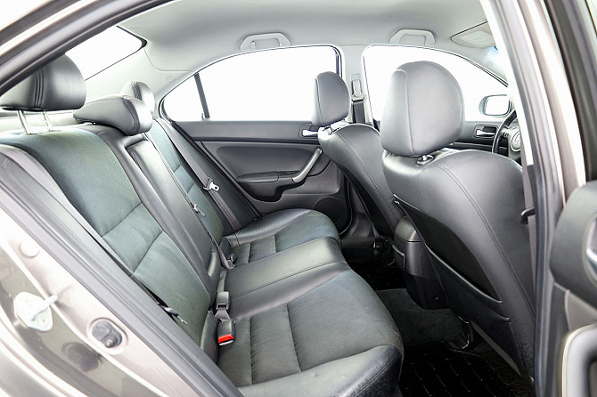 Honda Accord Luxury Facelift ATM 2.0 114kW Tallina - foto 7
