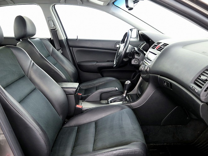 Honda Accord Luxury Facelift ATM 2.0 114kW Tallina - foto 6