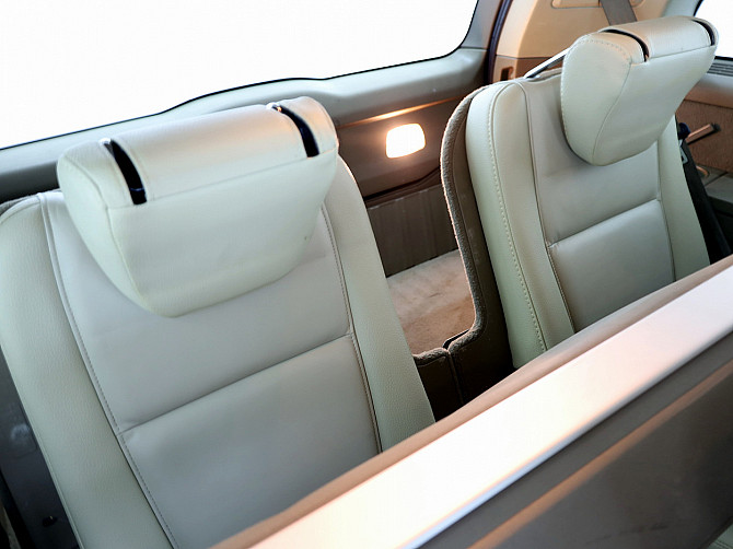 Volvo XC90 Summum Facelift ATM 2.4 D5 120kW Tallina - foto 8