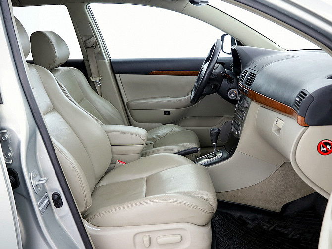 Toyota Avensis Luxury ATM 2.4 120kW Tallina - foto 6