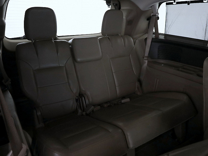 Volkswagen Routan Luxury ATM 3.6 211kW Tallina - foto 8