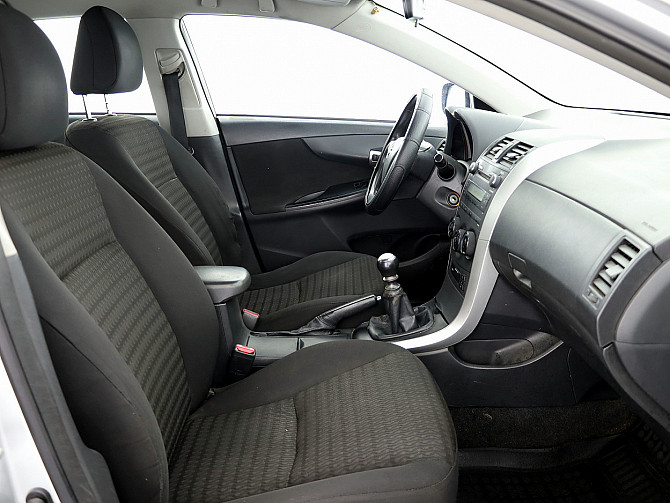 Toyota Corolla Linea Sol Facelift 1.3 73kW Tallina - foto 6