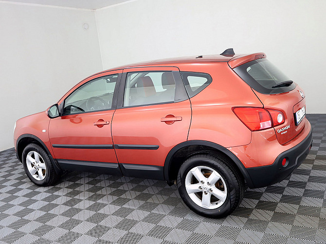 Nissan Qashqai Comfort ATM 2.0 104kW Tallina - foto 4