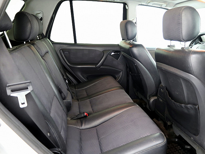 Mercedes-Benz ML 270 Luxury ATM 2.7 CDI 120kW Tallina - foto 7