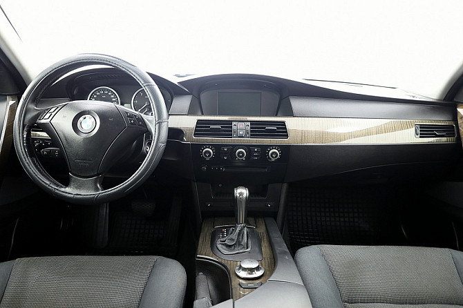 BMW 525 Business ATM 2.5 D 130kW Tallina - foto 5