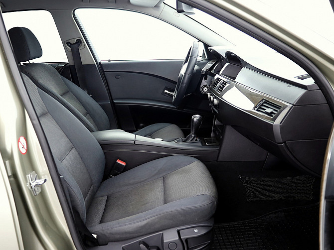 BMW 525 Business ATM 2.5 D 130kW Tallina - foto 6