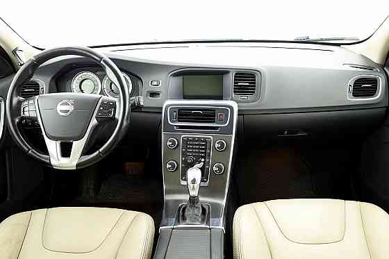 Volvo V60 Summum ATM 1.6 D4 84kW Tallina